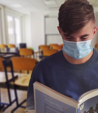 Artículo señala áreas clave de la enseñanza superior en Latinoamérica durante la pandemia